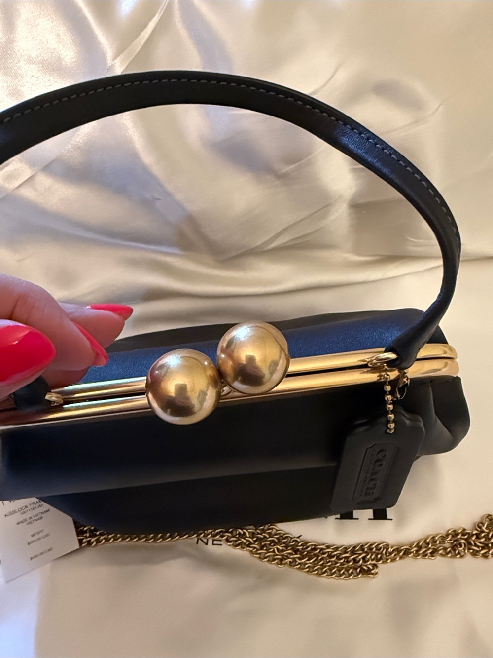 🖤🤎Coach Pre Owned Black Leather Kiss-Lock 16 Frame Shoulder Bag Gold Hardware - Picture 7 of 11